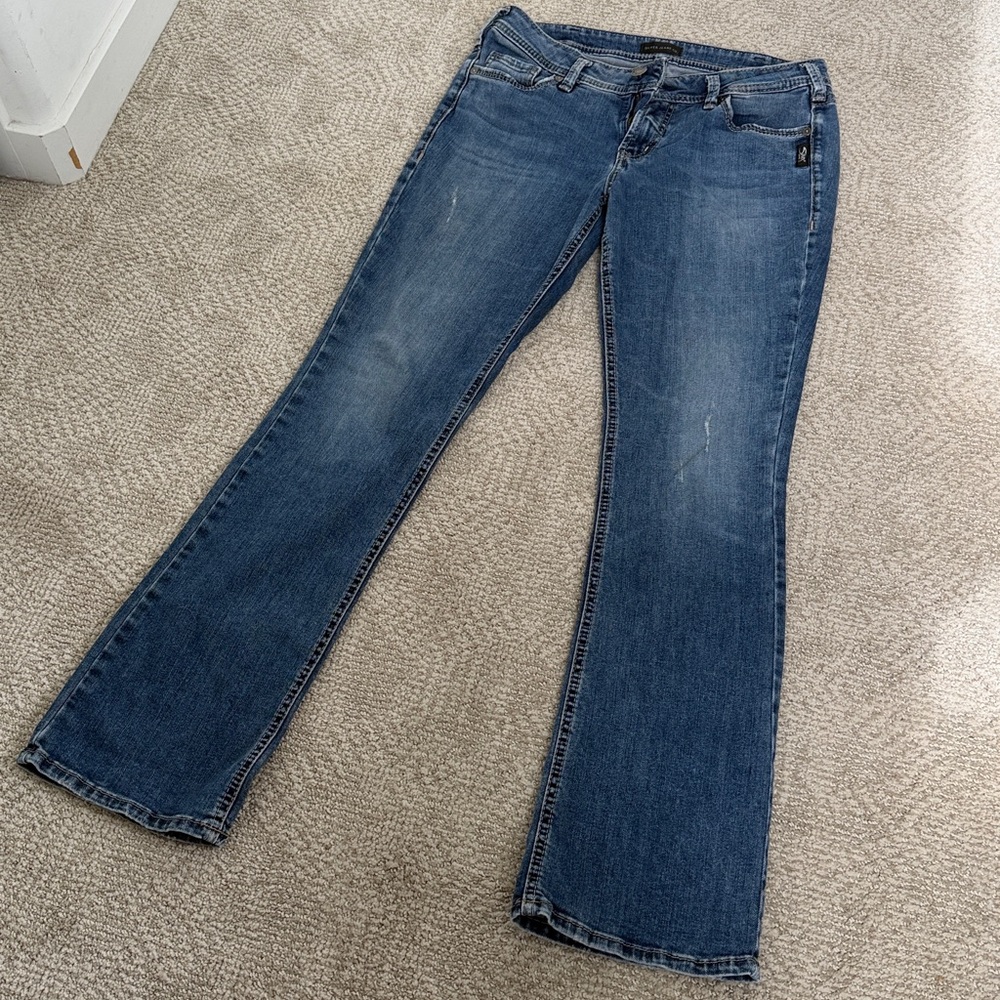 SILVER Blue Boot Jeans